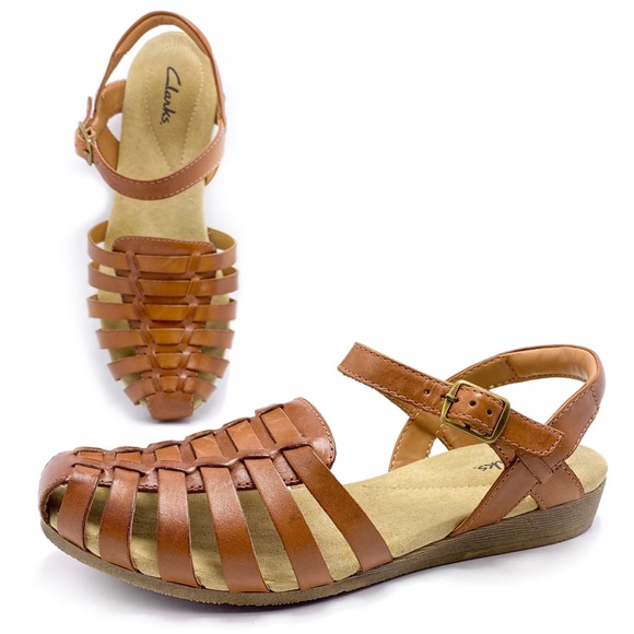 Clarks 8W Wide Closed Toe Woven Huarache Sandals Clarks 8W Wide Closed Toe Woven Huarache Sandals